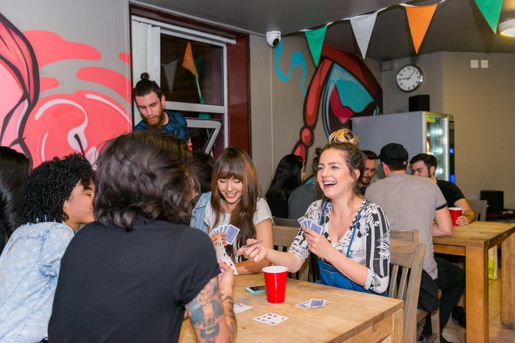 The Times Hostel - College Street Dublin Exteriör bild